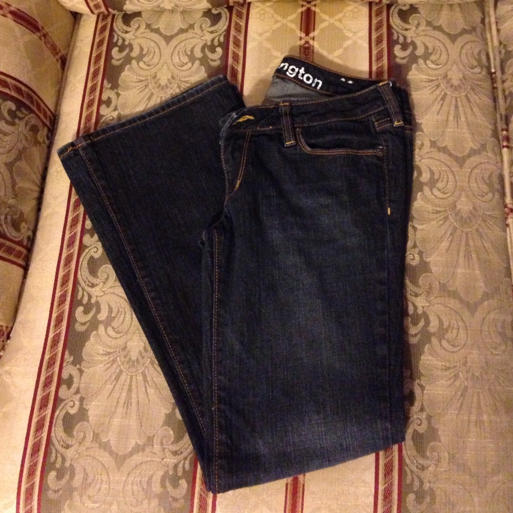[SOLD] Bullhead Dark Blue Women's Boot Cut Jeans